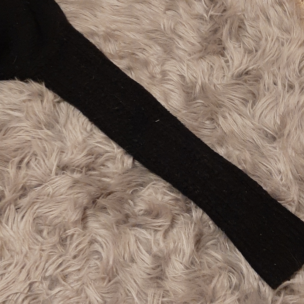 Sweater - Picture 3 of 4